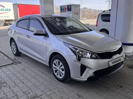 Kia Rio 2022 года за 9 500 000 тг. в Усть-Каменогорск – фото 3