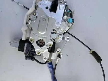 Замок правой двери за 15 000 тг. в Алматы – фото 3