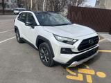 Toyota RAV4 2024 года за 14 900 000 тг. в Алматы – фото 3