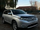 Toyota Highlander 2012 годаfor11 400 000 тг. в Алматы – фото 2