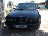 BMW 520 1994 года за 1 700 000 тг. в Шардара – фото 4