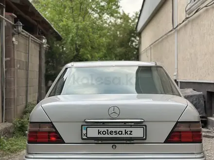 Mercedes-Benz E 320 1995 годаүшін6 000 000 тг. в Алматы – фото 3