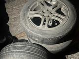 Шины на дисках 17 за 170 000 тг. в Усть-Каменогорск