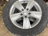 Зимние шины с дисками за 150 000 тг. в Актобе
