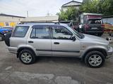 Honda CR-V 1997 годаfor3 200 000 тг. в Алматы – фото 3