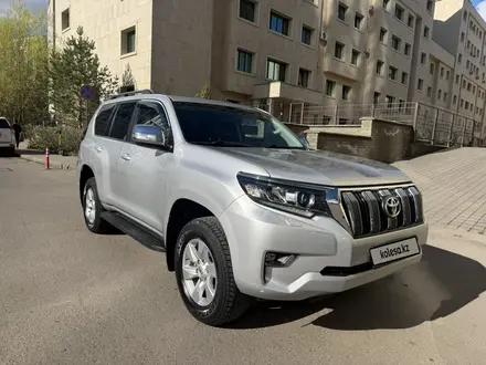 Toyota Land Cruiser Prado 2021 года за 26 500 000 тг. в Астана