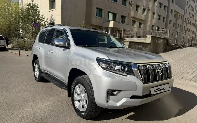 Toyota Land Cruiser Prado 2021 года за 26 500 000 тг. в Астана