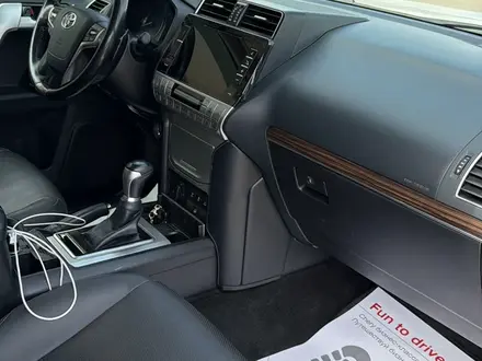 Toyota Land Cruiser Prado 2021 года за 26 500 000 тг. в Астана – фото 14