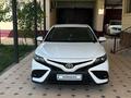 Toyota Camry 2021 года за 15 000 000 тг. в Шымкент