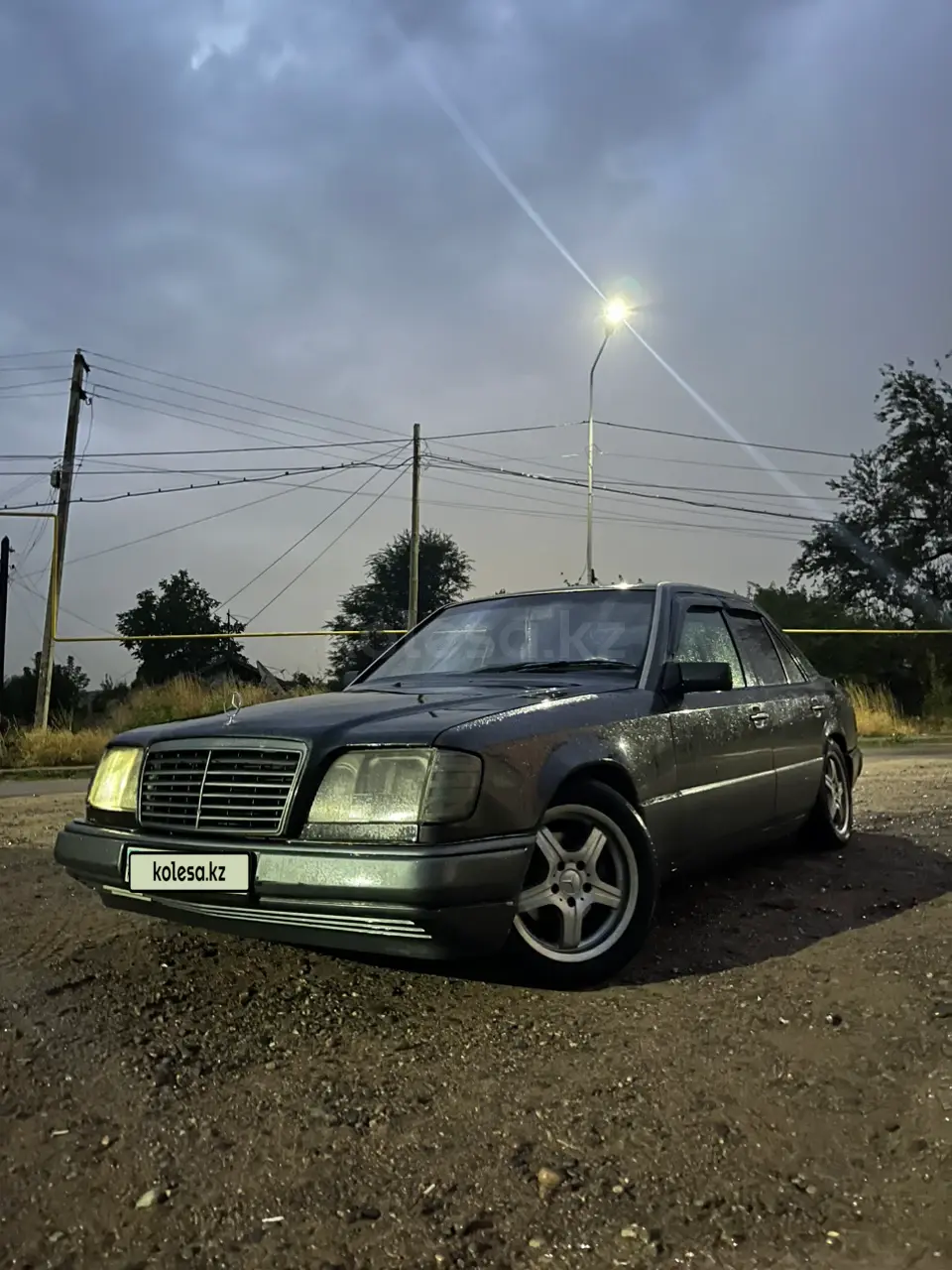 Mercedes-Benz E-Class, 1993