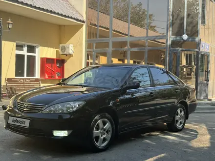 Toyota Camry 2005 года за 6 700 000 тг. в Туркестан – фото 2