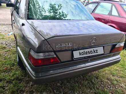 Mercedes-Benz E 230 1991 годаүшін1 750 000 тг. в Сарыагаш – фото 7