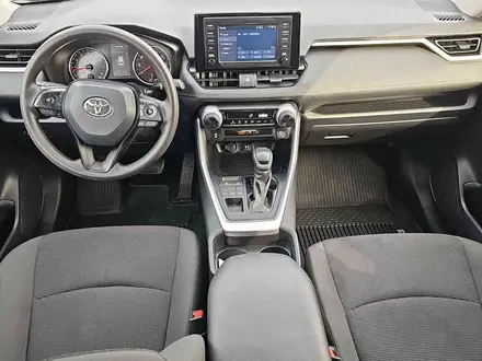 Toyota RAV4 2019 года за 8 700 000 тг. в Алматы – фото 8