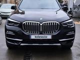 BMW X5 2019 года за 32 900 000 тг. в Караганда