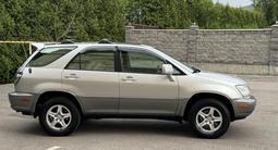 Lexus RX 300 2001 годаүшін6 400 000 тг. в Алматы – фото 4