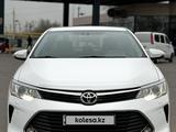 Toyota Camry 2015 годаүшін11 000 000 тг. в Алматы – фото 3