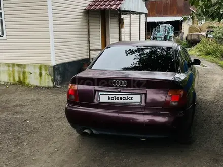 Audi A4 1995 года за 1 200 000 тг. в Астана – фото 2