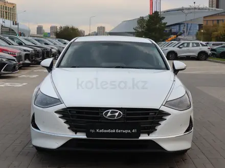 Hyundai Sonata Style 2021 года за 8 400 000 тг. в Астана – фото 2