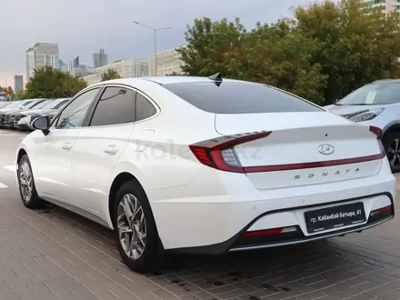 Hyundai Sonata Style 2021 года за 8 400 000 тг. в Астана – фото 4