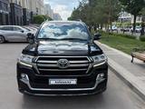 Toyota Land Cruiser Prado 2019 года за 34 000 000 тг. в Астана
