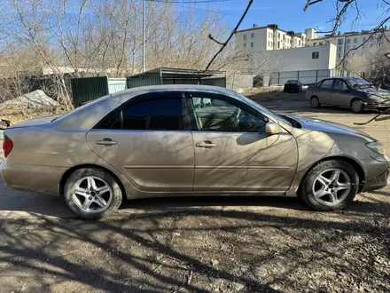 Toyota Camry 2002 года за 3 000 000 тг. в Караганда – фото 4