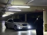 Mercedes-Benz E 500 2002 года за 5 500 000 тг. в Астана – фото 2