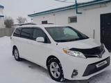 Toyota Sienna 2011 годаүшін11 000 000 тг. в Атырау – фото 2