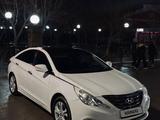 Hyundai Sonata 2011 года за 5 500 000 тг. в Атырау – фото 3