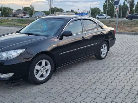 Toyota Camry 2005 года за 7 500 000 тг. в Актобе – фото 5