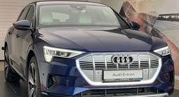 Audi e-tron 55 Quattro 2022 года за 55 000 000 тг. в Астана