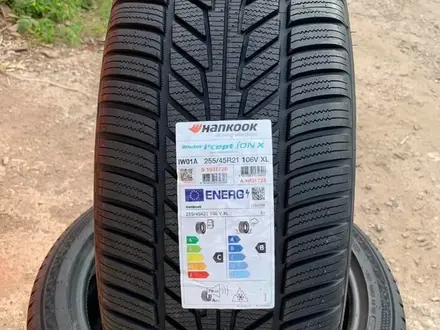 HANKOOK Winter Icept iON X IW01A 255/45 R 21 106V XL за 300 000 тг. в Астана – фото 2