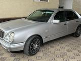 Mercedes-Benz E 240 1999 годаүшін3 500 000 тг. в Тараз