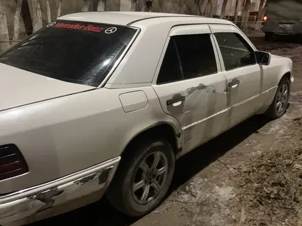 Mercedes-Benz E 200 1995 года за 1 700 000 тг. в Жезказган – фото 5