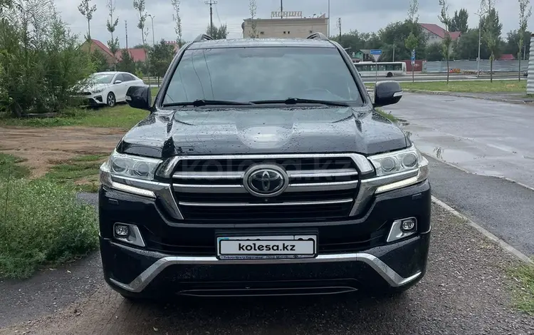 Toyota Land Cruiser 2019 года за 34 500 000 тг. в Астана