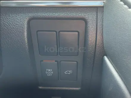 Toyota Land Cruiser 2019 года за 34 500 000 тг. в Астана – фото 10