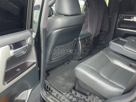 Toyota Land Cruiser 2019 года за 34 500 000 тг. в Астана – фото 12