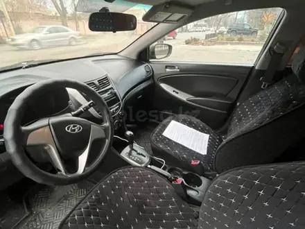 Hyundai Solaris 2014 года за 5 700 000 тг. в Тараз – фото 3