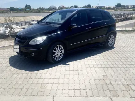 Mercedes-Benz B 170 2006 года за 2 000 000 тг. в Атырау – фото 2