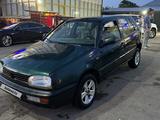 Volkswagen Golf 1997 года за 1 500 000 тг. в Алматы