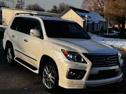 Lexus LX 570 2014 года за 29 700 000 тг. в Алматы – фото 2