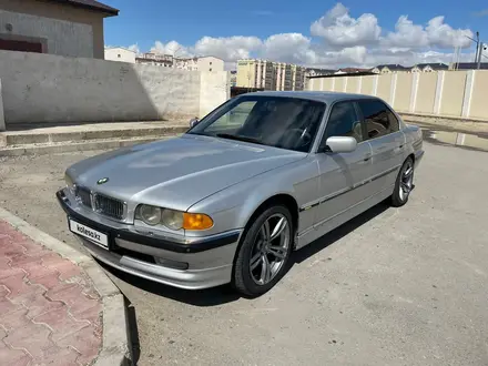 BMW 728 1998 года за 4 500 000 тг. в Актау – фото 2