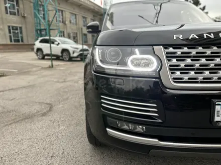 Land Rover Range Rover 2014 года за 25 700 000 тг. в Алматы – фото 30