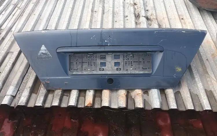 Mercedes-Benz крышки багажника за 25 000 тг. в Усть-Каменогорск