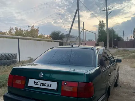 Volkswagen Passat 1995 года за 2 000 000 тг. в Жанаозен – фото 5