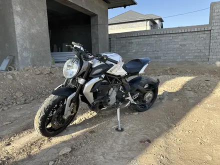 MV Agusta 2015 года за 3 000 000 тг. в Алматы – фото 4
