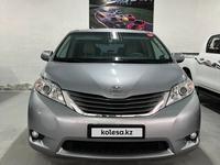 Toyota Sienna 2012 годаfor13 200 000 тг. в Актау