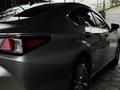 Lexus ES 250 2023 года за 23 000 000 тг. в Алматы – фото 5