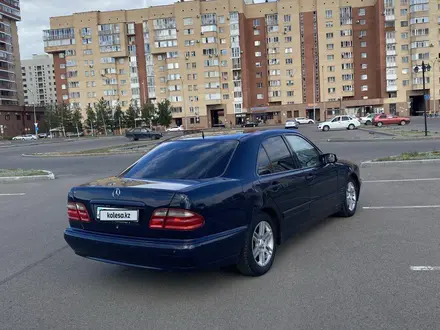 Mercedes-Benz E 200 2001 года за 3 500 000 тг. в Астана – фото 4