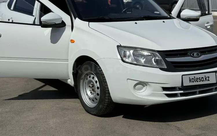 ВАЗ (Lada) Granta 2190 2012 годаүшін2 000 000 тг. в Уральск