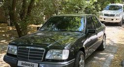Mercedes-Benz E 200 1994 года за 2 400 000 тг. в Шымкент – фото 3